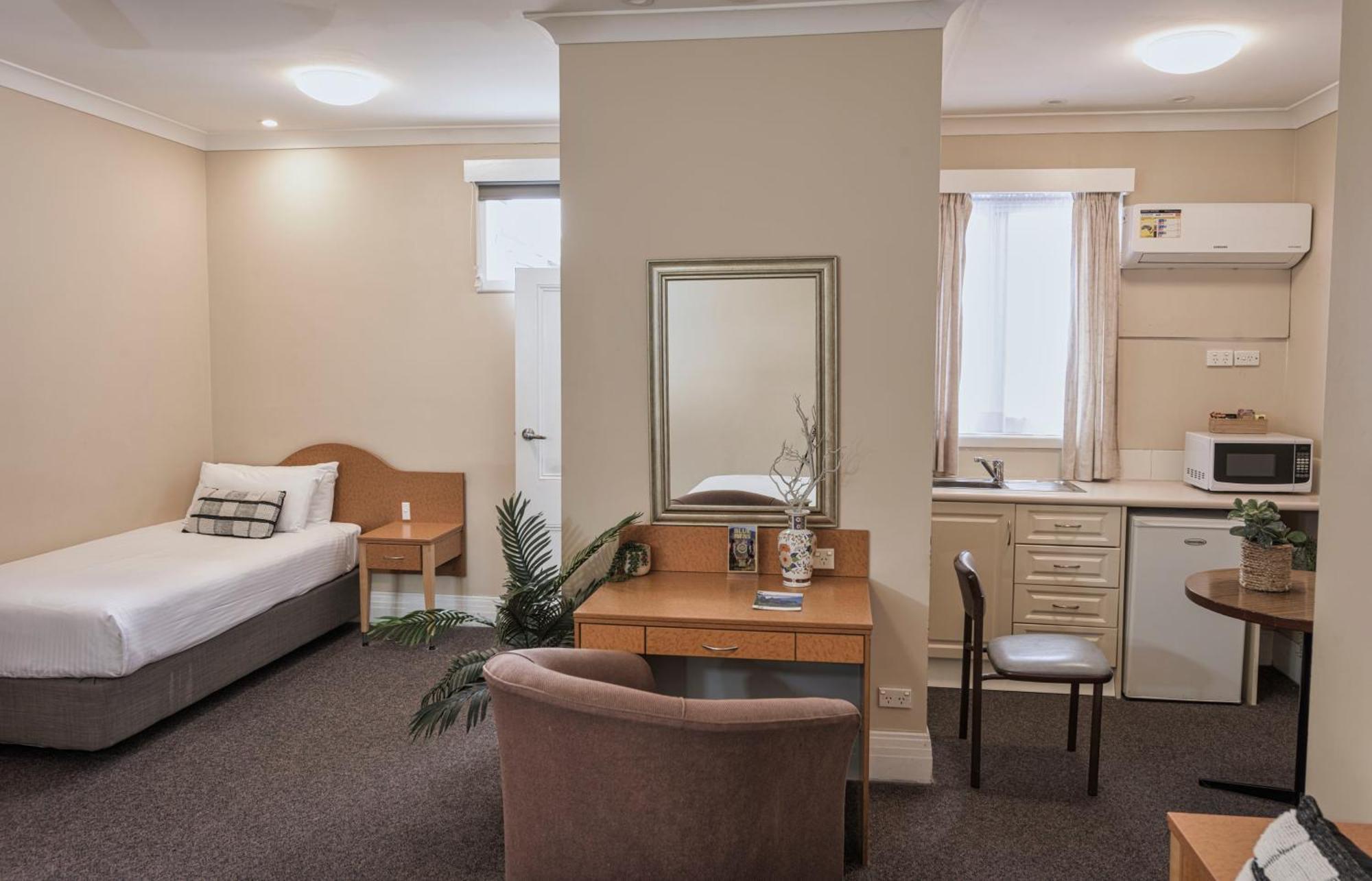 קטומבה Blue Mountains Heritage Motel מראה חיצוני תמונה